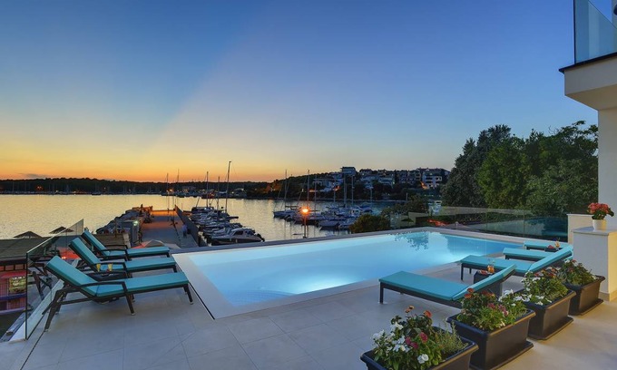 Pjescana Uvala House | 205 m² House ∙ 4 bedrooms ∙ 10 guests