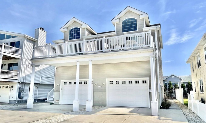 Sea Isle City House | 215 47th St Quiet Street Next To All The Bars and Restaurants