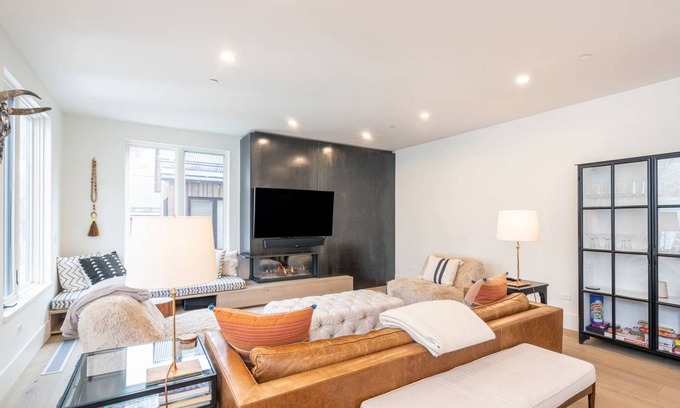 Telluride Condo | 223 m² Condo ∙ 3 bedrooms ∙ 10 guests