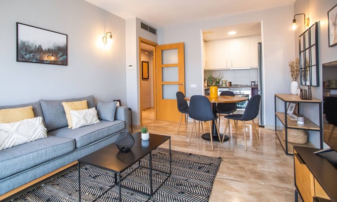 Vallcarca i els Penitents Apartment | 22REA503- Super Cozy 1BR next to Park Güell