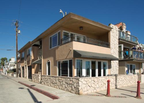 West Newport House | 2314 W Oceanfront A