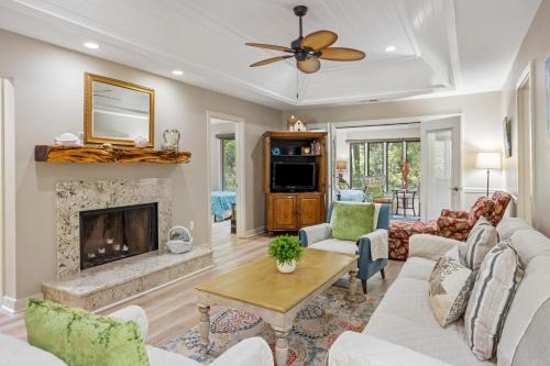 West Beach House | 24 Inlet Cove Cottage by Akers Ellis Rentals