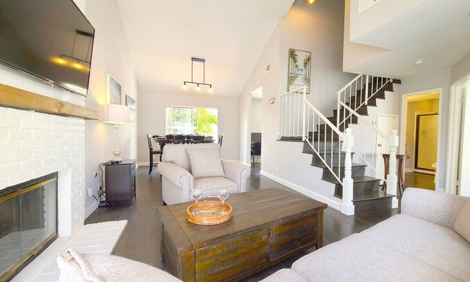 Mission Viejo House | 25%Disc Comforts of Home when Traveling 31 Days+