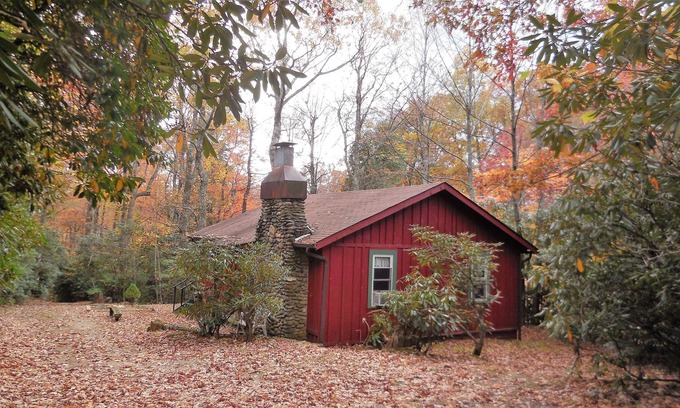 Burnsville Cabin | 250 Acres off Blue Ridge Pkwy - "Red House"