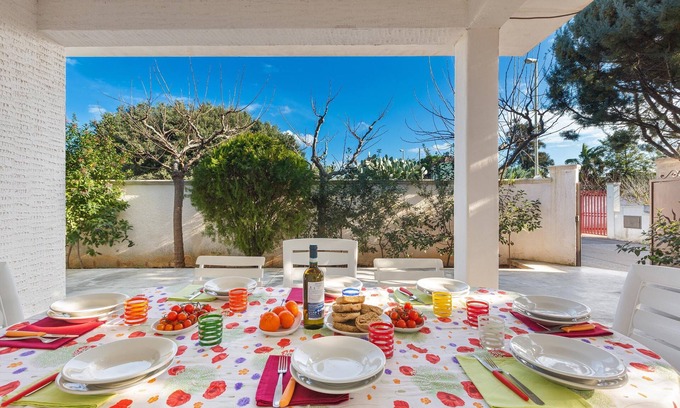 San Pietro in Bevagna House | 2679 Villetta Filomena - Appartamento Leo by Barbarhouse