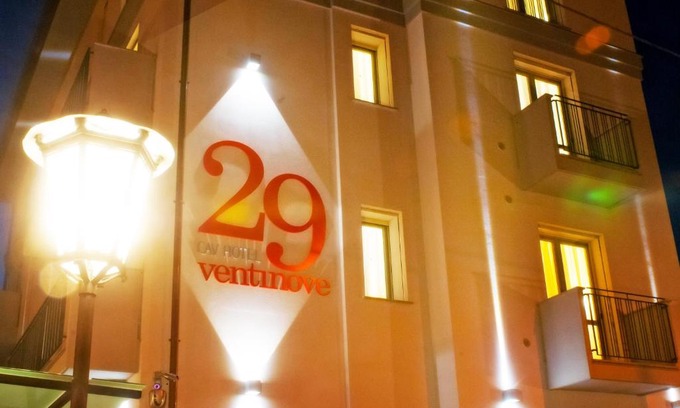 Bollate Hotel | 29 Cav Apartments