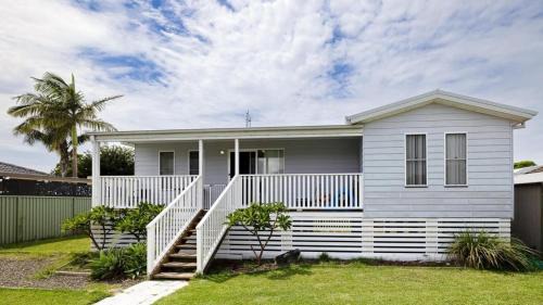 Swansea House | 2B at Swansea cosy cottage, outdoor pet friendly