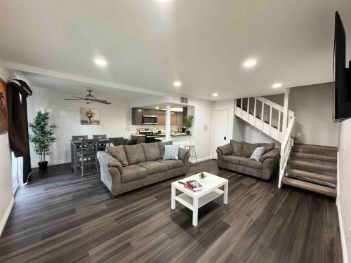 El Centro Apartment | 2bed 1bath Downtown El Centro The Village