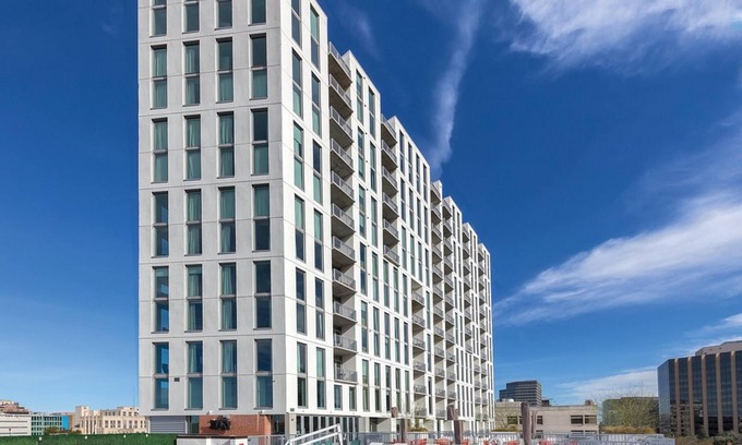 Civic District Resort | 2Bed/2Bath Deluxe Suite in Central Austin Resort with a Rooftop Pool!