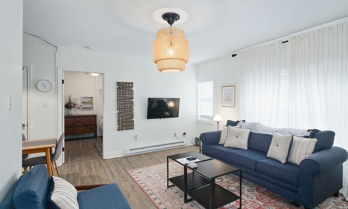 Wissahickon Apartment | 2BR by the Park, Walkable to Main St