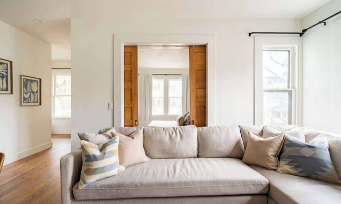 Uptown House | 2BR Flat - Walk to NW 23rd Shops & Cafes