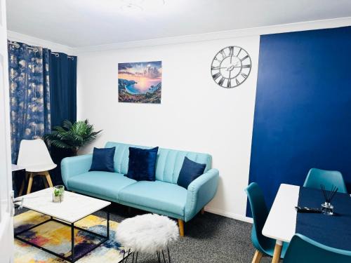 Aldborough House | 2BR*Free Parking*Off A12*Family*Contractors