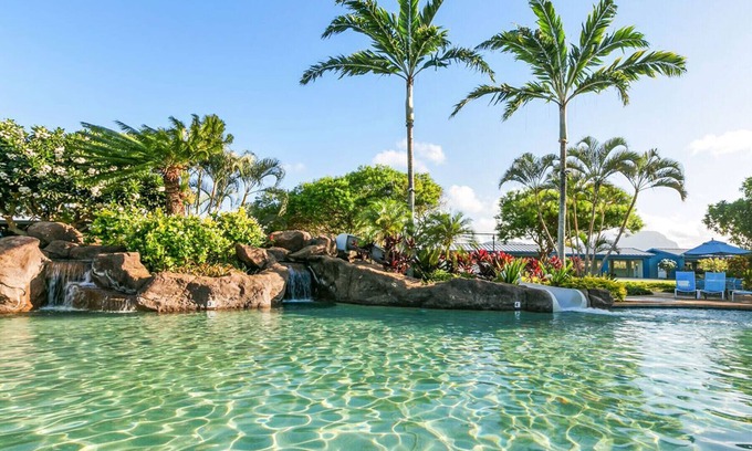 Poipu Cottage | 2BR Poipu Suite: AC, Club: Pool/Slide/Gym/PcklB