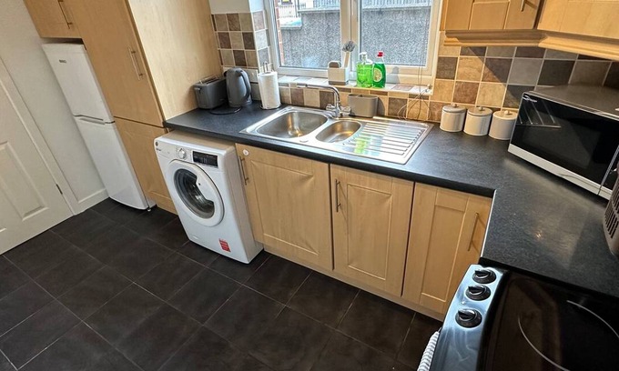 Ormeau House | 2br Stylish Ormeau Road House