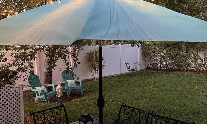 Delray Beach House | 2mins to Downtown Atlantic Avenue/3mins to Delray Beach/600Mbps/BBQ/Back Patio