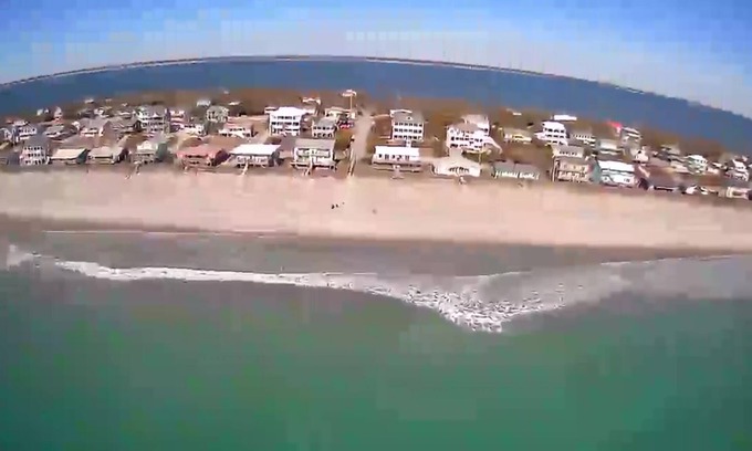 Emerald Isle House | 2nd-row crystal-coast-cabana bliss w/splendid ocean views—NO FEE for Fido