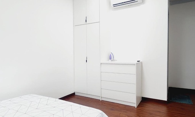 Shah Alam Apartment | 2rooms Cozy Minimalist 1-6pax Columbia UiTM Netflix