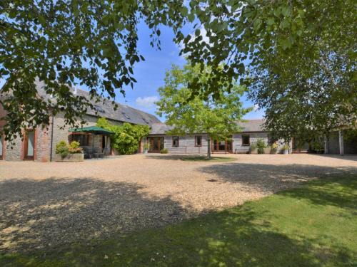 Alweston House | 3 Bed in Sherborne FOLWR