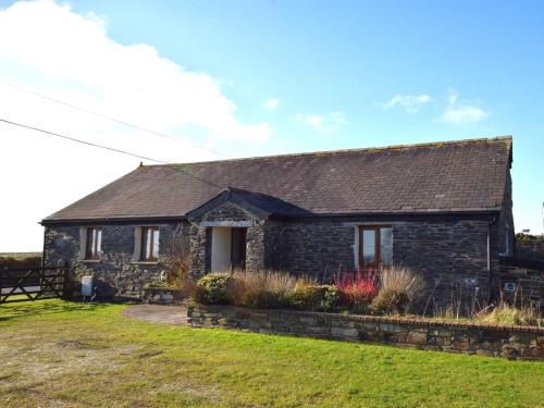 Camelford House | 3 Bed in Tintagel PENDB