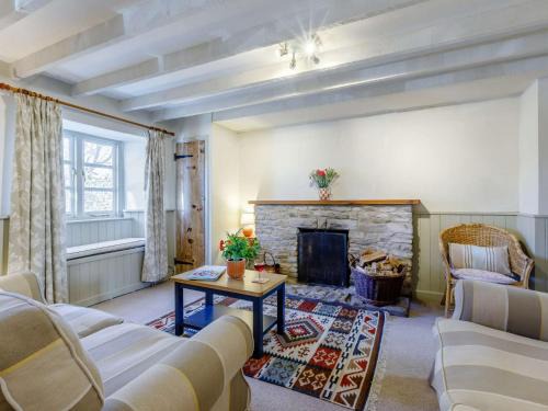 Upwey House | 3 Bed in Upwey 87065