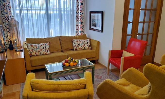 Vilanova I la Geltru Villa | 3 Bedroom, 3 Bath Beach Villa with private free parking, Air Conditioning, fast free WiFi, workspace, private laundry machines, and private garden and patio