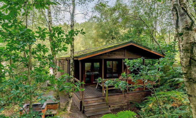 Freehay Ski Chalet | 3 bedroom accommodation in Freehay, Cheadle
