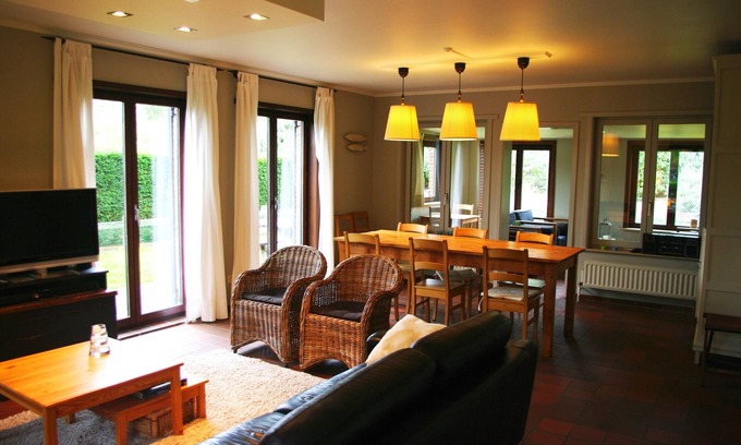 Oostduinkerke-Bad Villa | 3 bedroom accommodation in Oostduinkerke