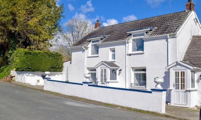 Clynderwen Cottage | 3 bedroom accommodation in Clynderwen