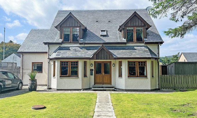 Dalwhinnie Cottage | 3 bedroom accommodation in Dalwhinnie