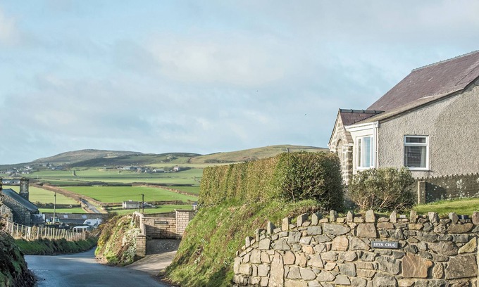 Aberdaron Cottage | 3 bedroom accommodation in Aberdaron