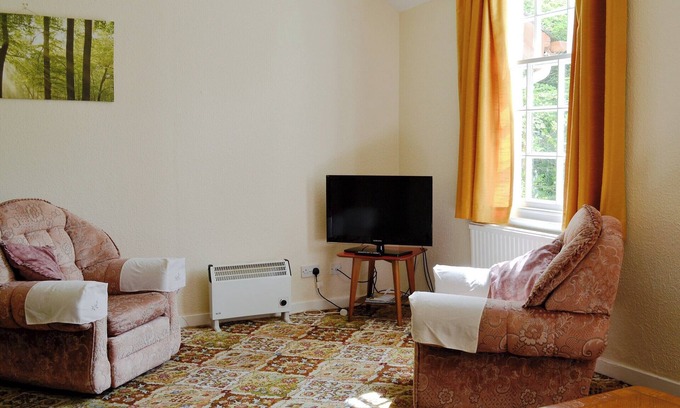 Skelmorlie Cottage | 3 bedroom accommodation in Skelmorlie, near Largs