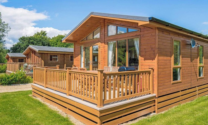 Norwich Ski Chalet | 3 bedroom accommodation in Frettenham, Norwich