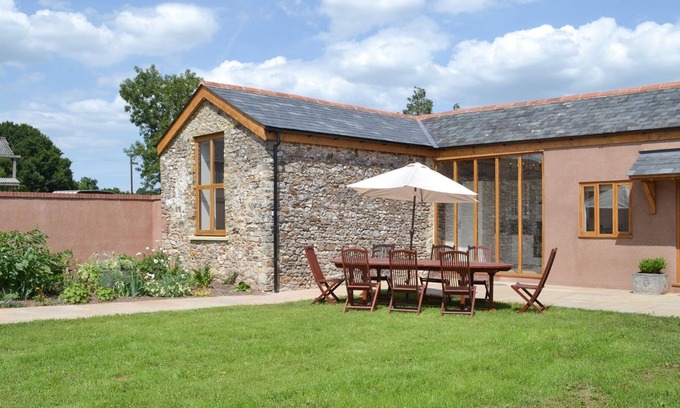 Honiton Cottage | 3 bedroom accommodation in Feniton, near Honiton