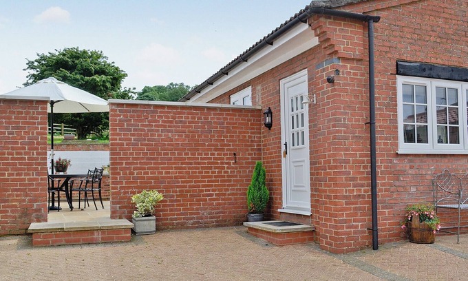 Tetford Cottage | 3 bedroom accommodation in Tetford, near Horncastle