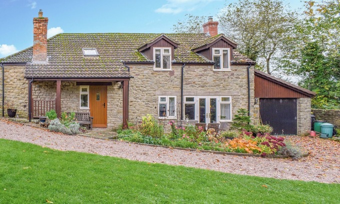 Lydney Cottage | 3 bedroom accommodation in Lydney