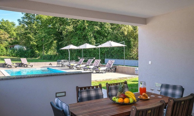 Prodol House | 3 bedroom accommodation in Marcana