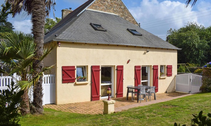 Lezardrieux House | 3 bedroom awesome home in Lézardrieux