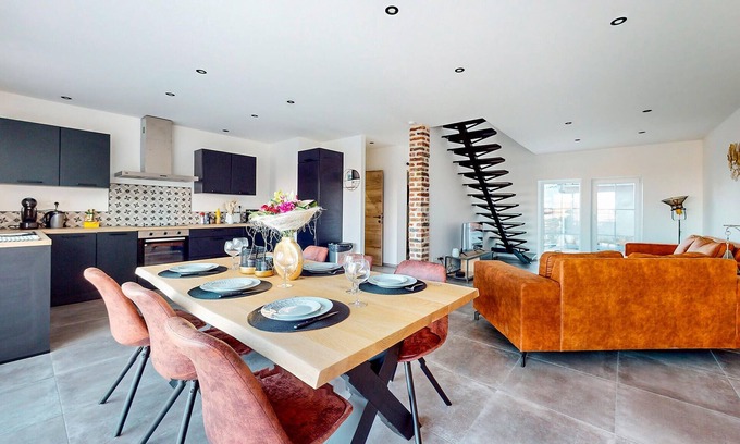 Charnois House | 3 bedroom beautiful home in CHARNOIS