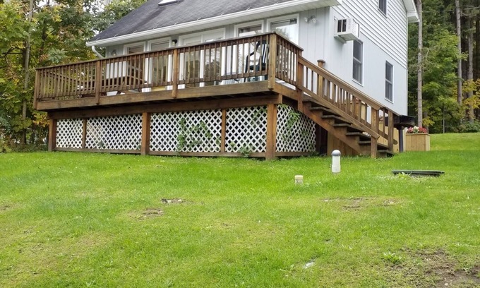 Cooperstown - Otsego Lake Cottage | 3 bedroom Cottage minutes from Cooperstown on Otsego Lake