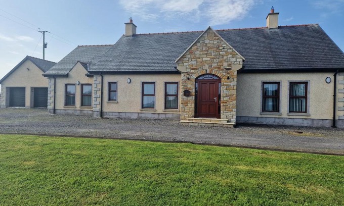 Omagh House | 3 bedroom detached bungalow