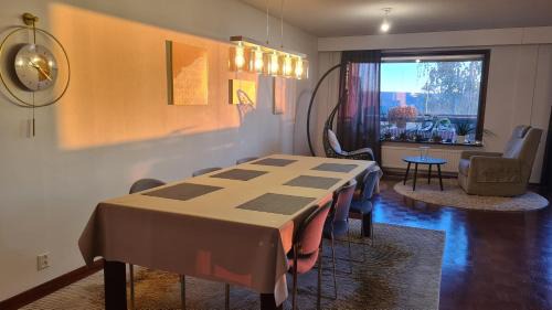 Lahti Apartment | 3-bedroom lake view and near center apartment with sauna