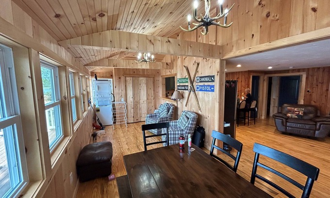 Gilmanton House | 3 Bedroom Lakefront Cottage on Shellcamp Lake, Gilmanton NH