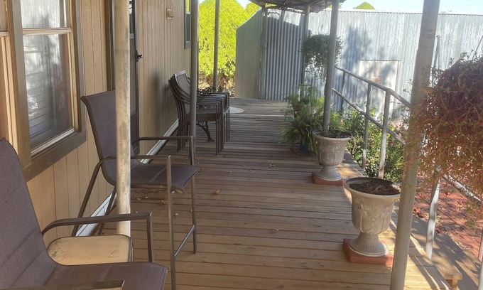 Osage County House | 3-bedroom mobile home in beautiful Burbank with AC, WiFi