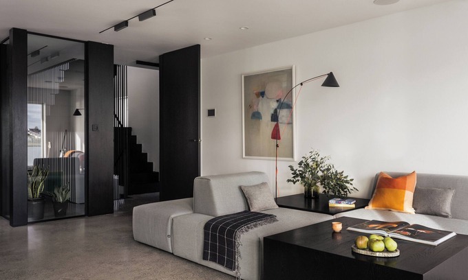 Galway City Centre Villa | 3-bedroom modern villa in Galway with bay views, saunas & parking on site