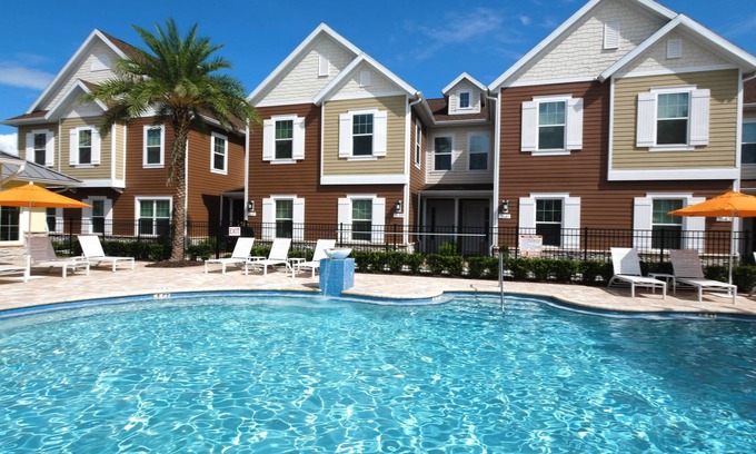 West Kissimmee Villa | ★ 3 BR 3BA Villa 5min→Disneyworld | Hot Tub | BBQ