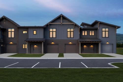 Victor House | 3 BR Caribou Ct Townhome - Victor