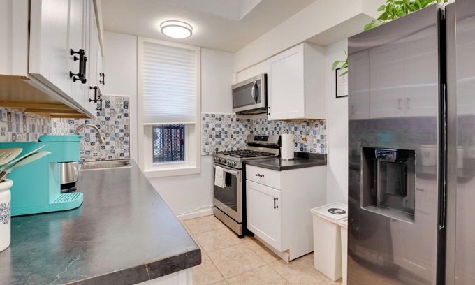 Hackensack River Waterfront Condo | 3 Mi to Liberty State Park: Artsy West Side Condo
