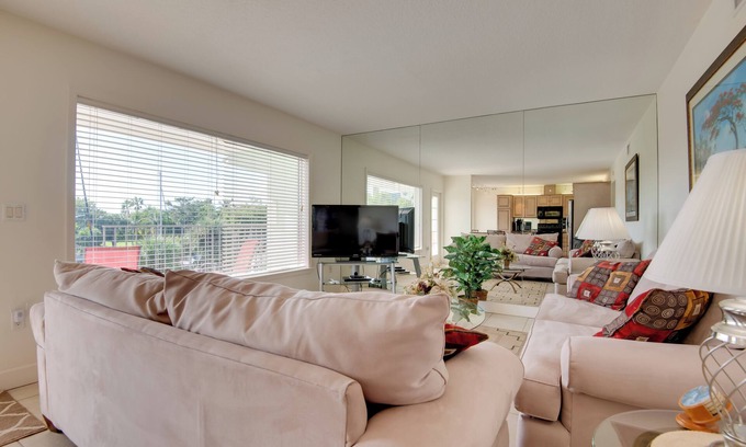 Vero Beach Apartment | 3 Mi to Ocean: Riverfront Unit in Vero Beach!