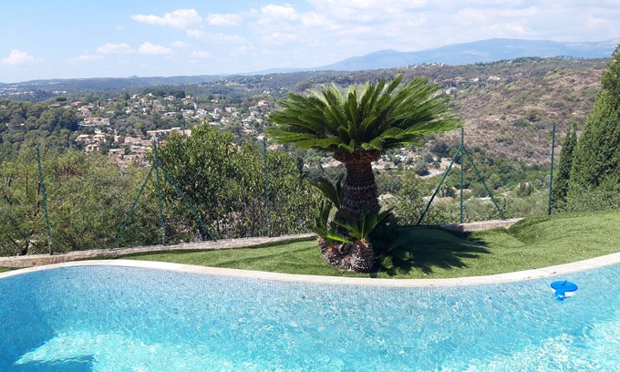 Biot Apartment | 3 Rooms in Villa on Hill Panoramic View ds Quiet Environment