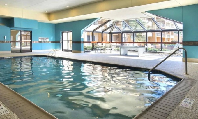 Mahwah House | 3 Serene Units Near Laurelwood Arboretum! FREE Parking, Pets Allowed, Pool!
